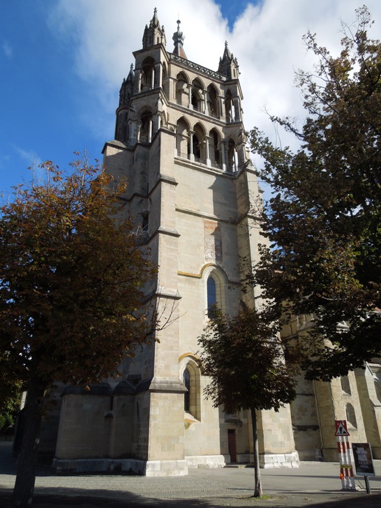 Turm der Cathédrale Notre-Dame de Lausanne